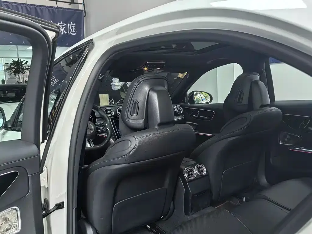 Mercedes-Benz C-Class 2024 из CN, фото 8