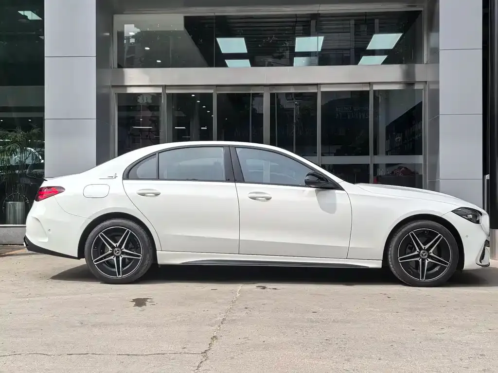Mercedes-Benz C-Class 2024 из CN, фото 10