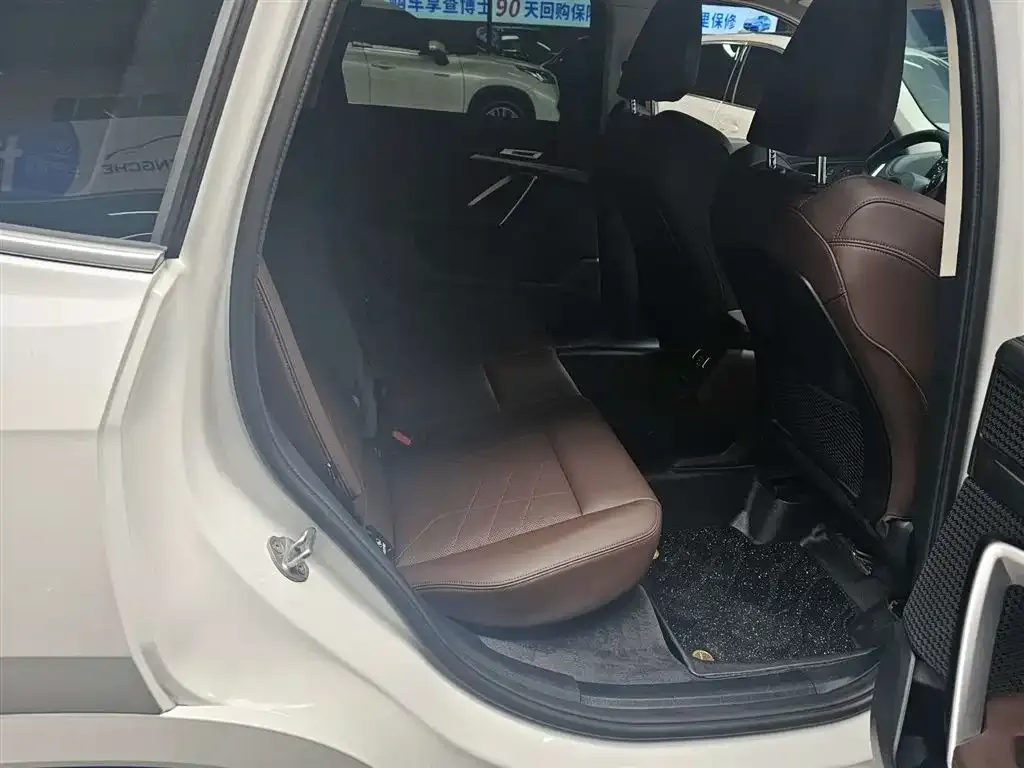 BMW X1 2024 из CN, фото 2