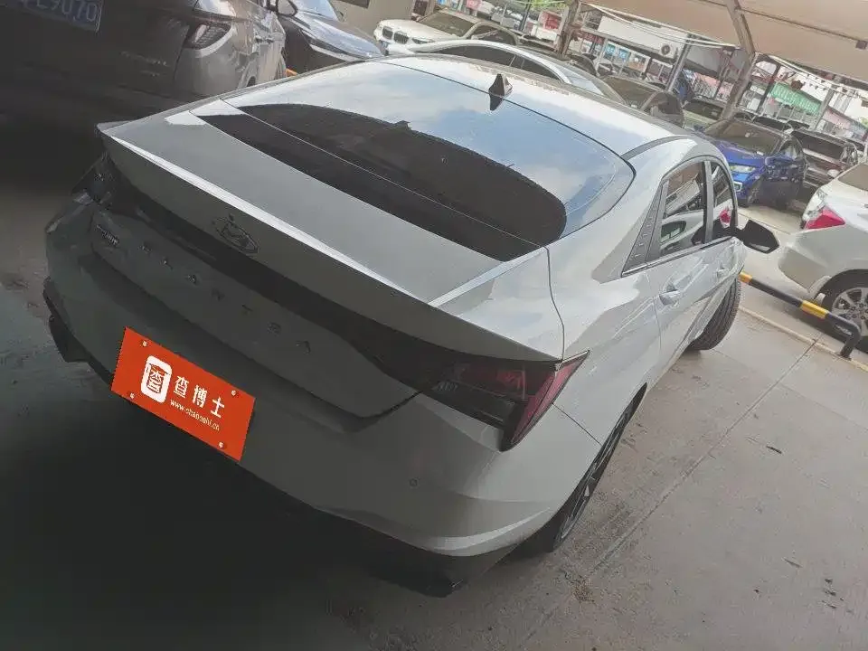 Hyundai Elantra 2022 из CN, фото 6