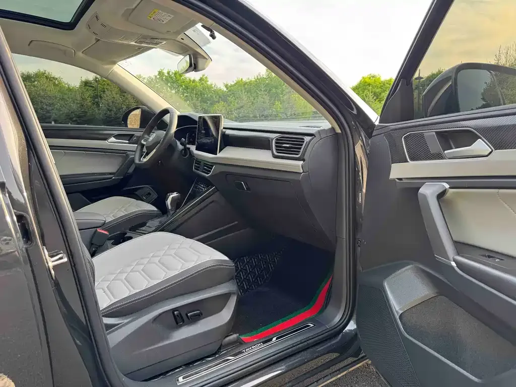 Volkswagen Tayron 2022 из CN, фото 2