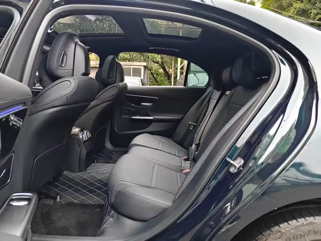 Mercedes-Benz C-Class 2024 из CN, фото 8