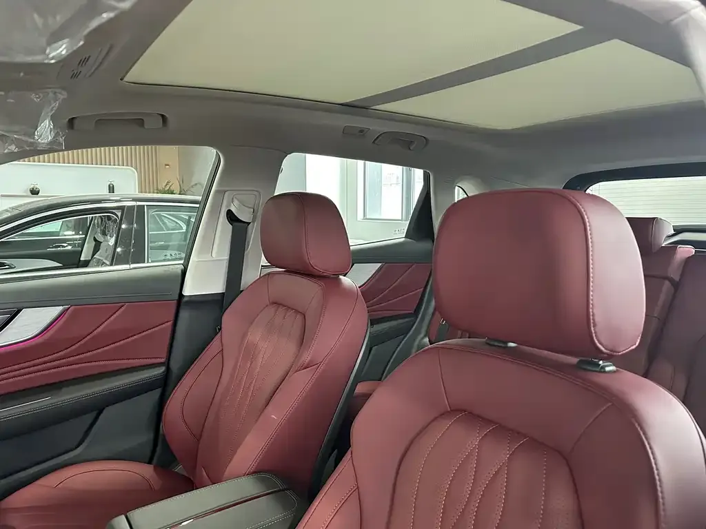 Hongqi HS5 2025 из CN, фото 9
