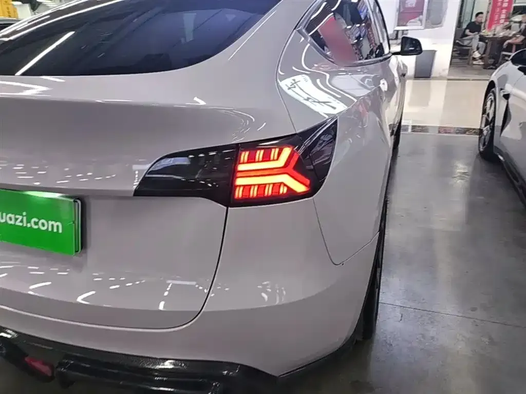 Tesla Model Y 2022 из CN, фото 9