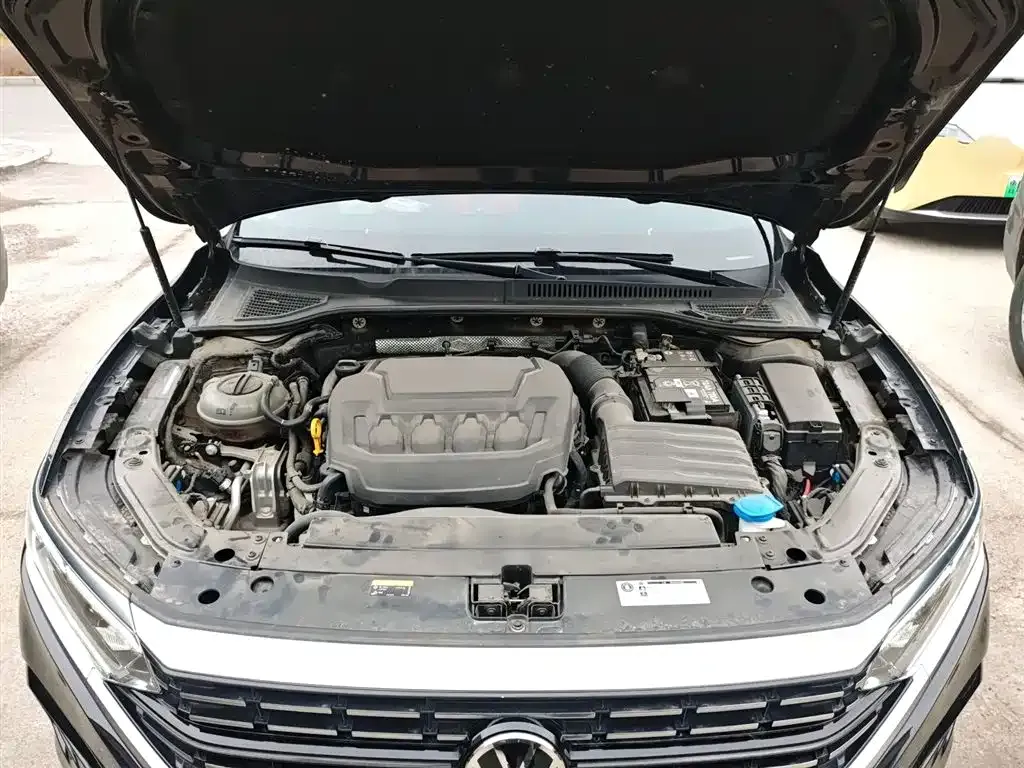 Volkswagen Passat — фото 10