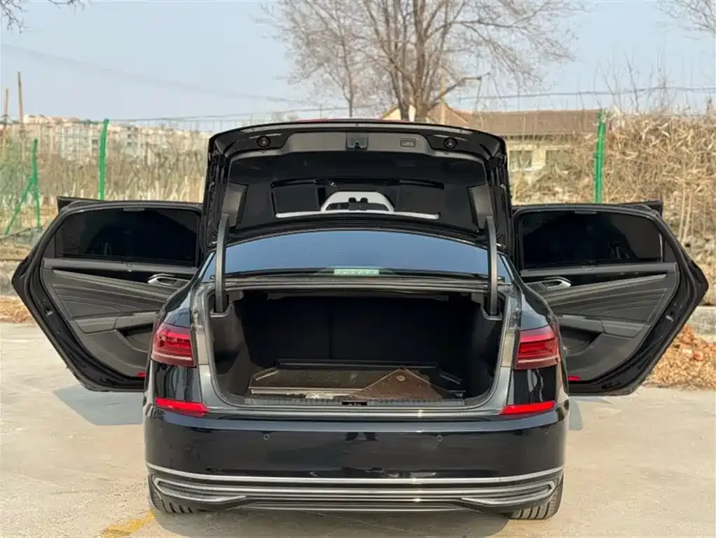 Volkswagen Passat — фото 9