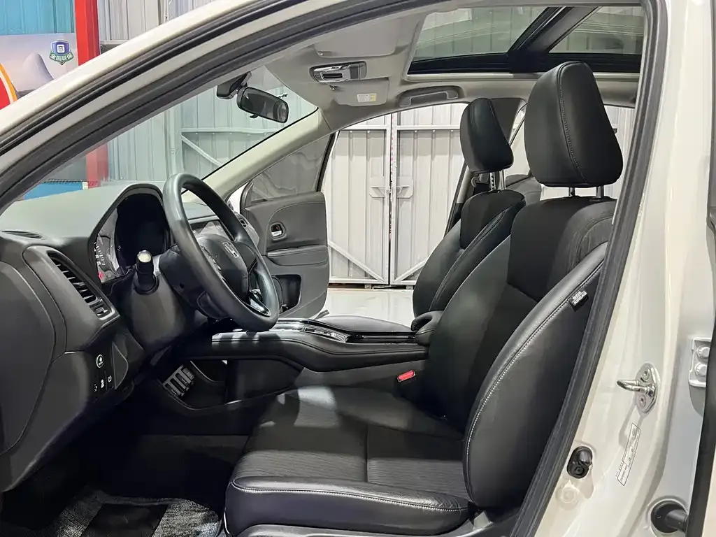 Honda Vezel 2021 из CN, фото 6