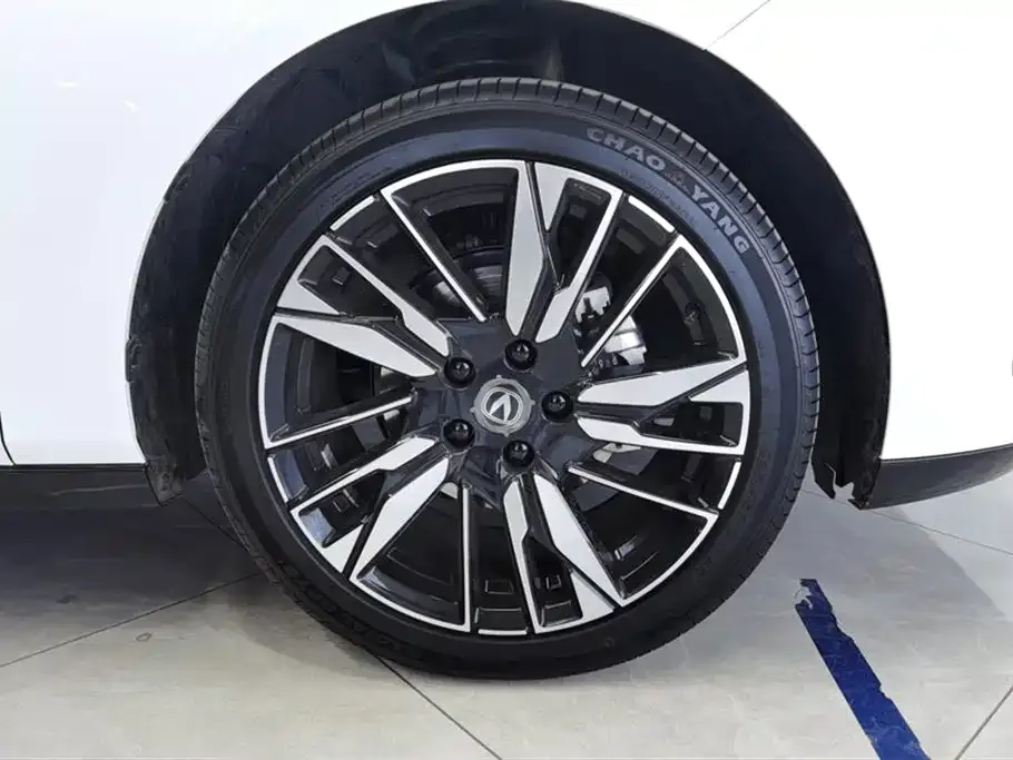 Changan Eado 2025 из CN, фото 8