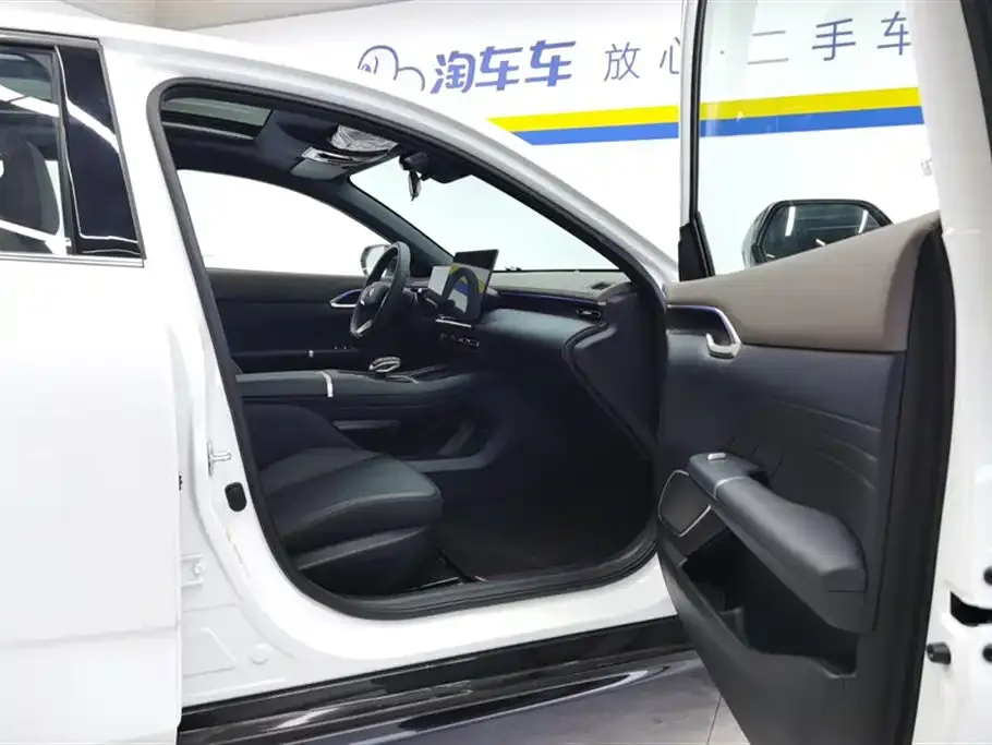 Changan Eado 2025 из CN, фото 6