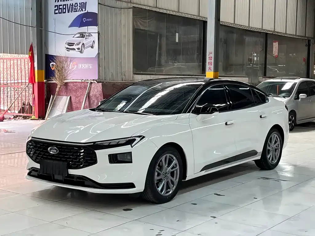 Ford Mondeo 2024 из CN, фото 1