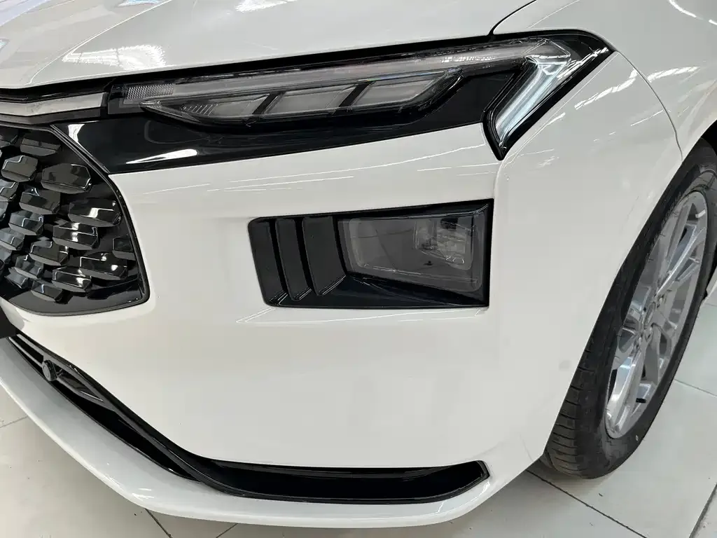 Ford Mondeo 2024 из CN, фото 4