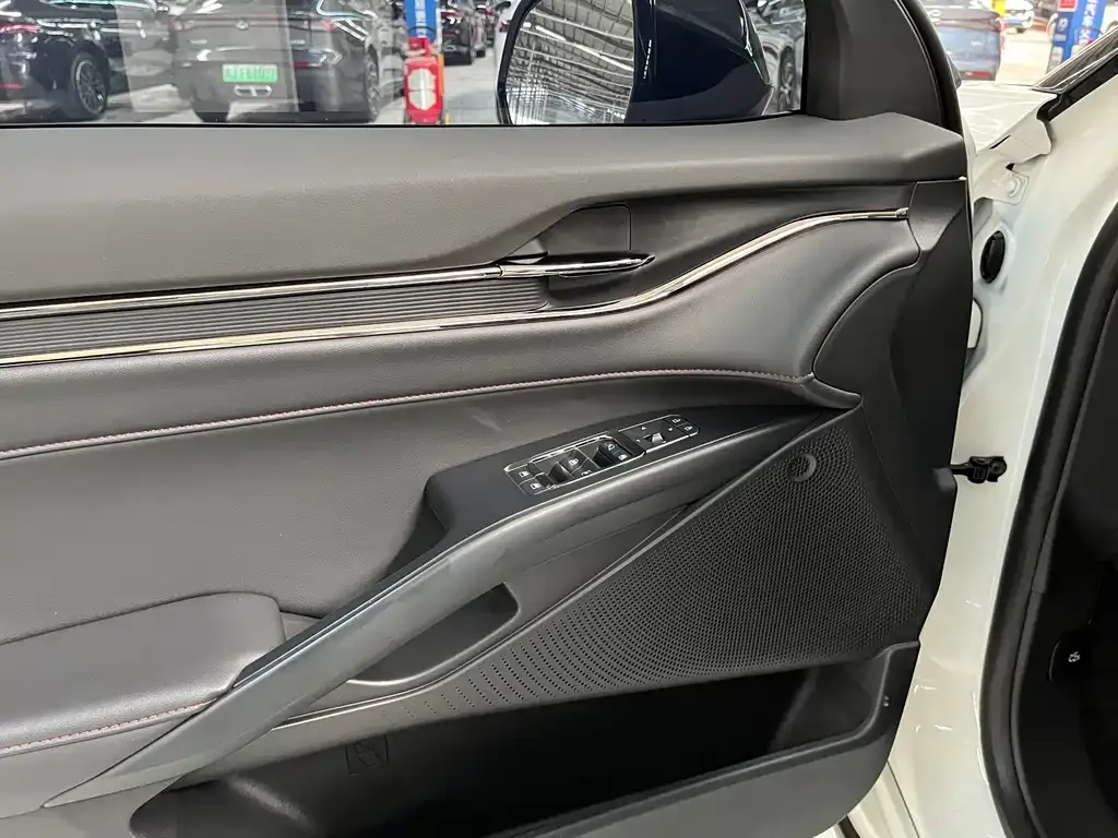 Ford Mondeo 2024 из CN, фото 8