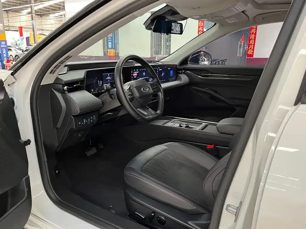 Ford Mondeo 2024 из CN, фото 3