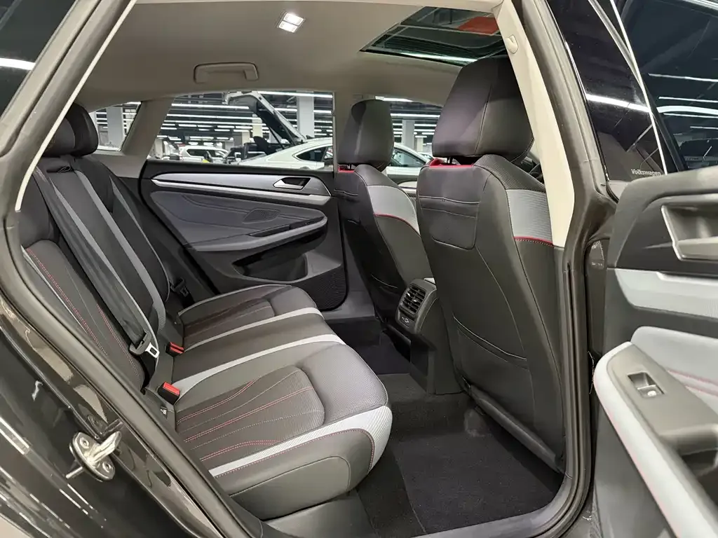 Volkswagen Lamando 2023 из CN, фото 7