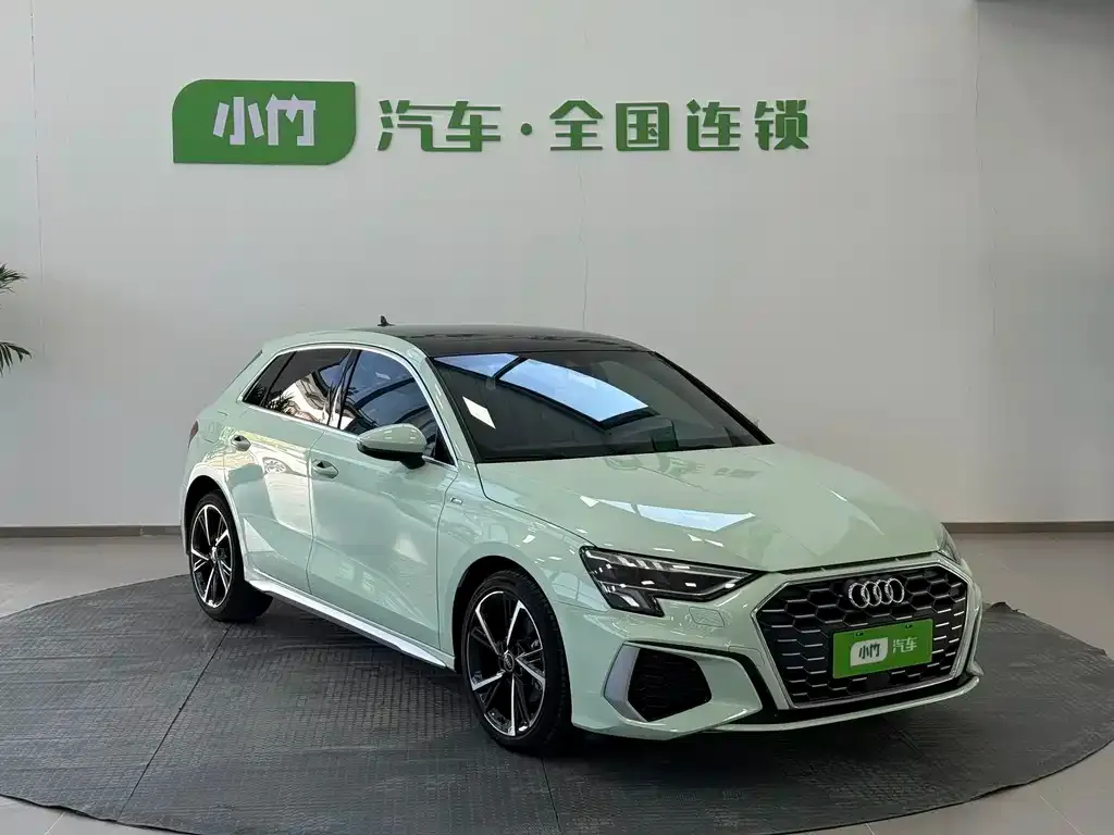 Audi A3 2023 из CN, фото 3