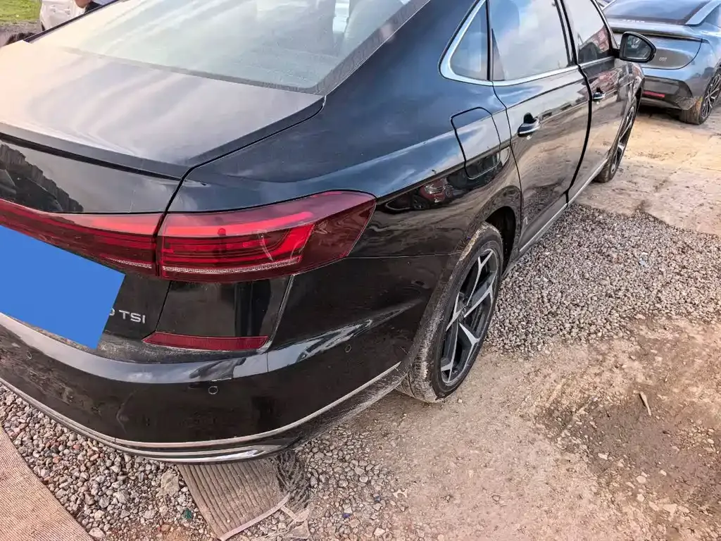 Volkswagen Passat — фото 5