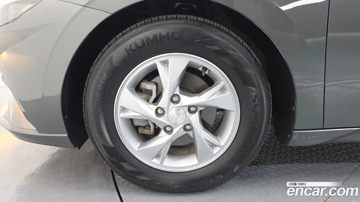 Hyundai AVANTE — фото 4