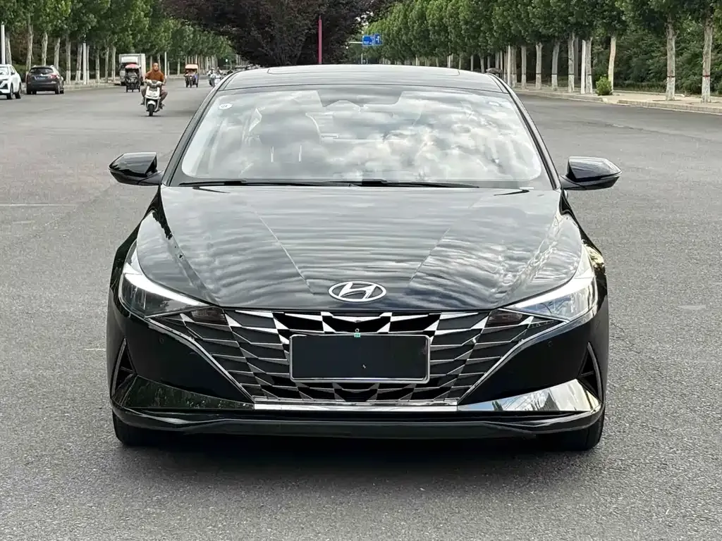 Hyundai Elantra 2023 из CN, фото 9
