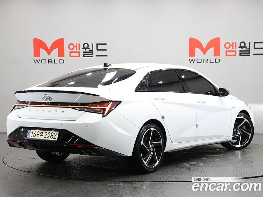 Hyundai AVANTE — фото 3