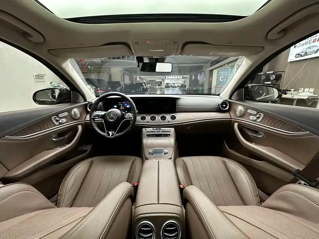 Mercedes-Benz E-Class 2023 из CN, фото 8