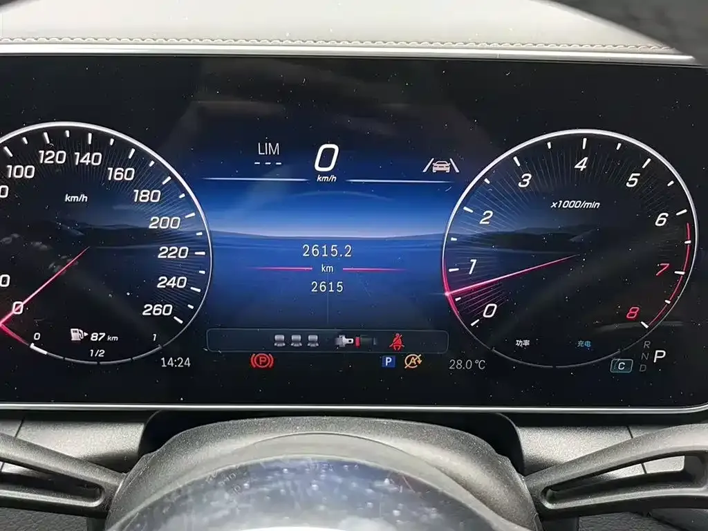 Mercedes-Benz GLC 2026 из CN, фото 3
