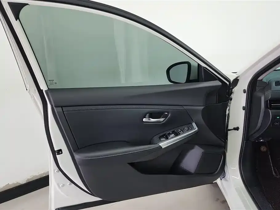 Nissan Sylphy 2022 из CN, фото 3
