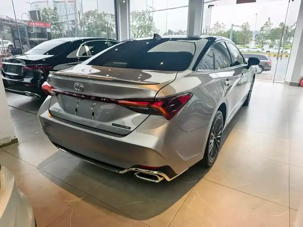 Toyota Avalon 2022 из CN, фото 9