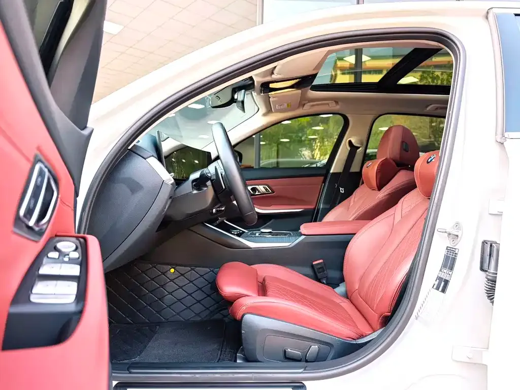 BMW 3 Series 2025 из CN, фото 3