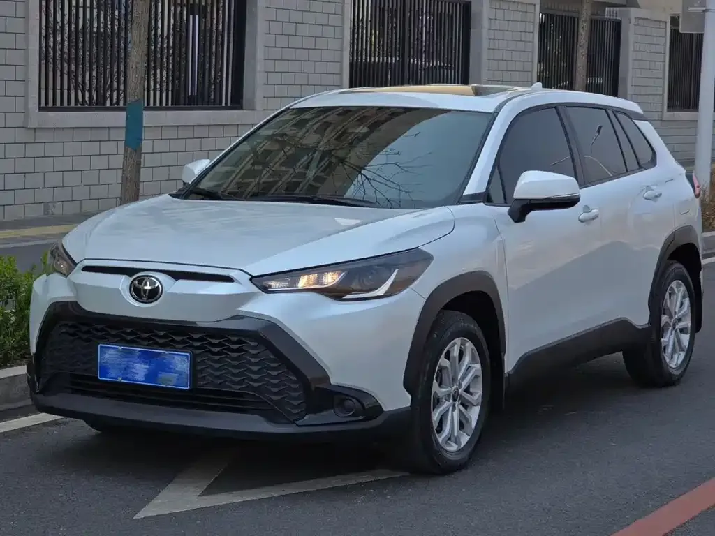 Toyota Frontlander 2023 из CN, фото 1