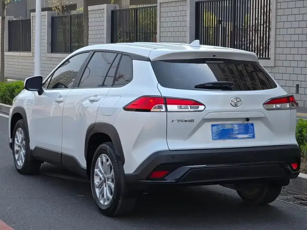 Toyota Frontlander 2023 из CN, фото 7