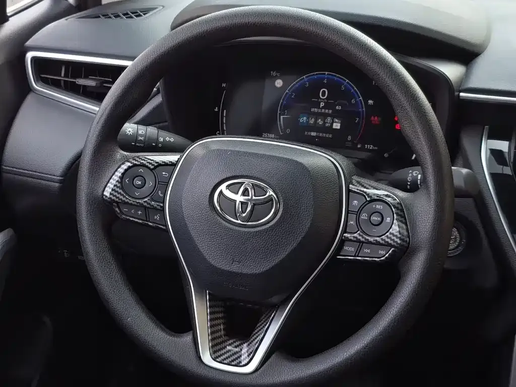 Toyota Frontlander 2023 из CN, фото 9