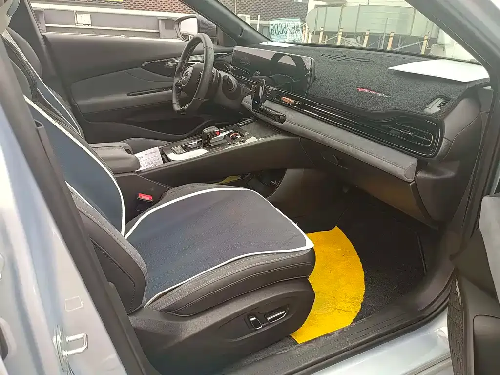 GAC Motor Shadow Leopard — фото 10