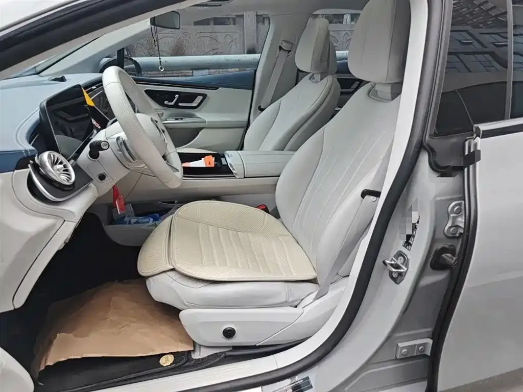 Mercedes-Benz EQE 2025 из CN, фото 6