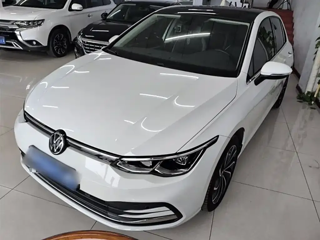 Volkswagen Golf 2022 из CN, фото 1