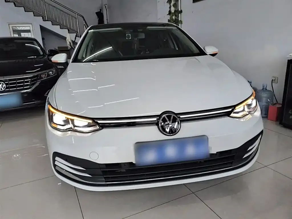 Volkswagen Golf 2022 из CN, фото 5
