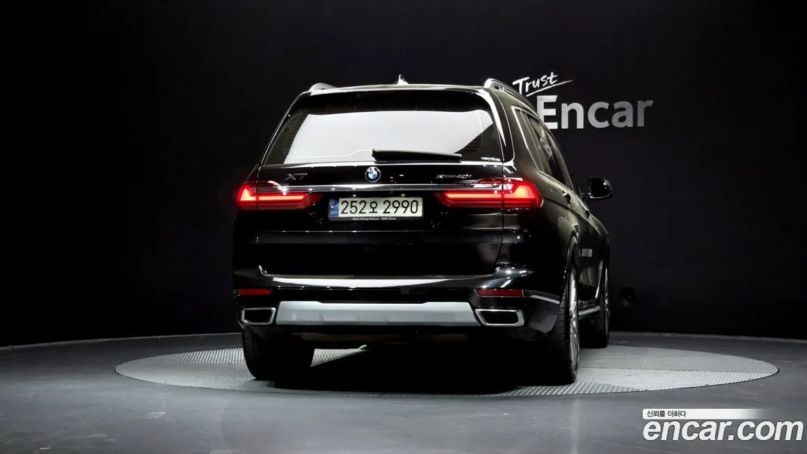 BMW X7 2021 из KR, фото 8