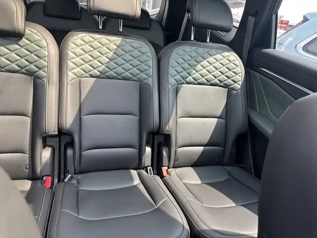 Geely Haoyue L 2023 из CN, фото 9