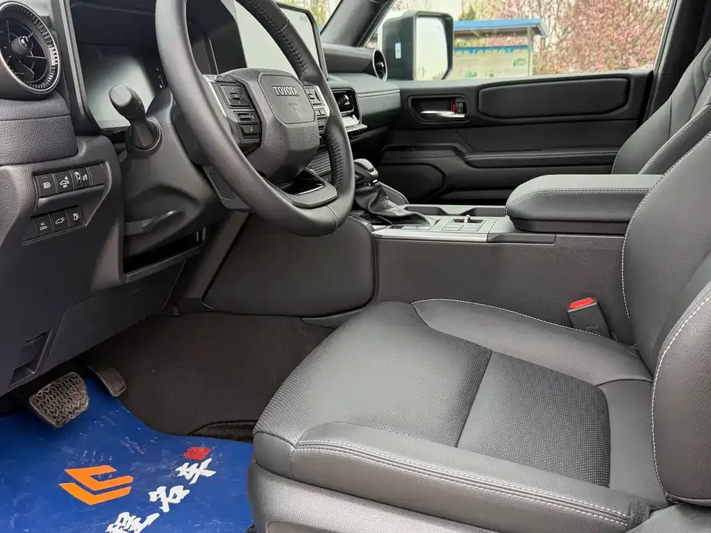 Toyota Prado 2026 из CN, фото 4