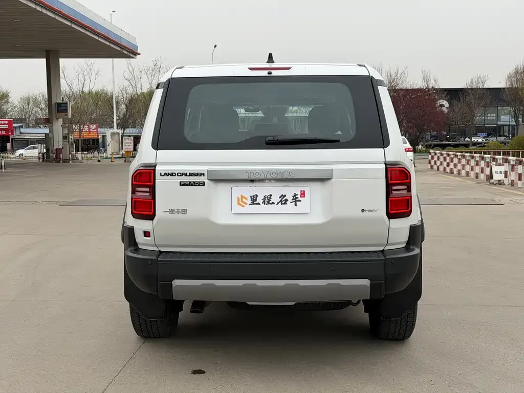 Toyota Prado 2026 из CN, фото 9