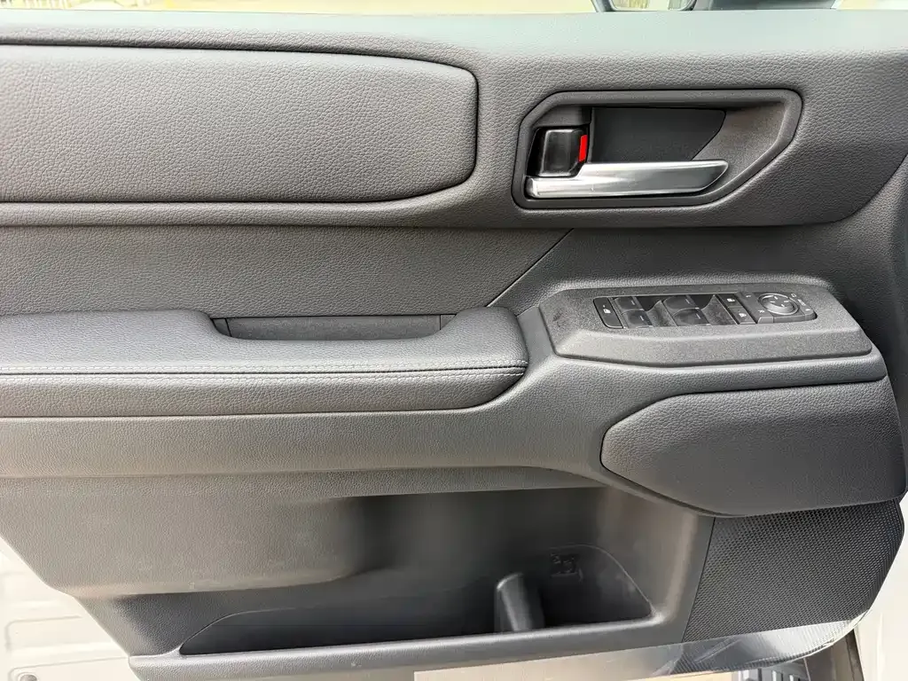 Toyota Prado 2026 из CN, фото 10