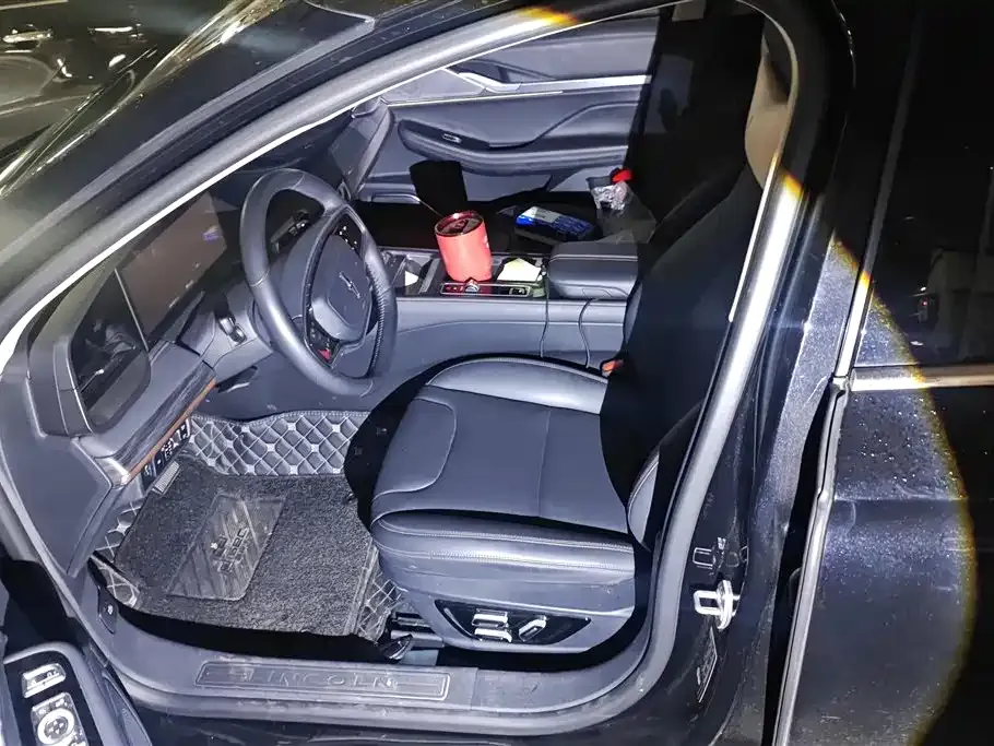 Lincoln Z 2025 из CN, фото 8