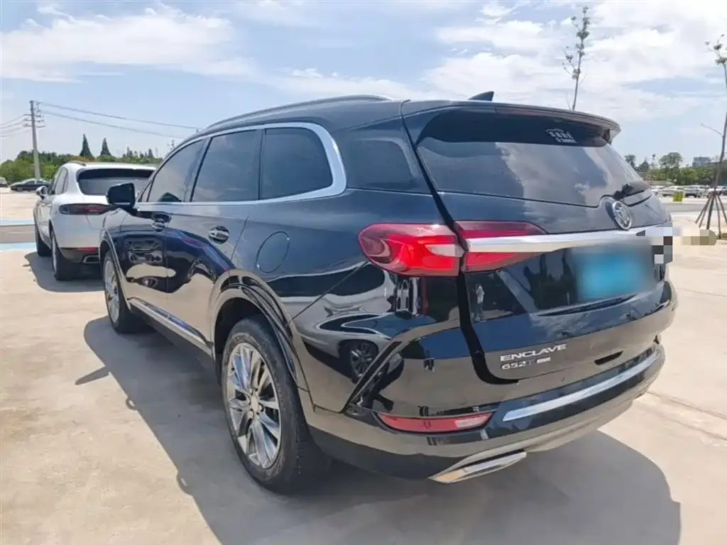 Buick Enclave — фото 5