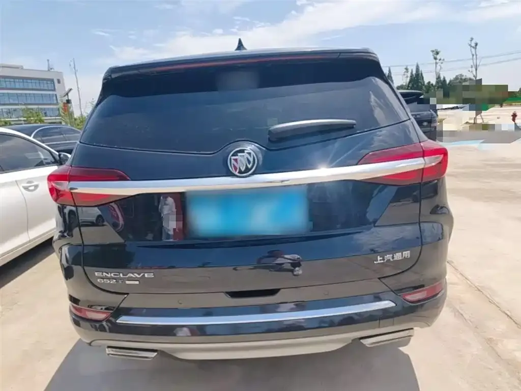 Buick Enclave — фото 2