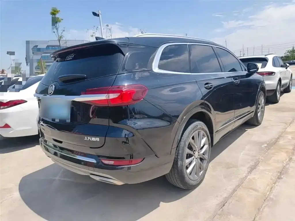 Buick Enclave — фото 6