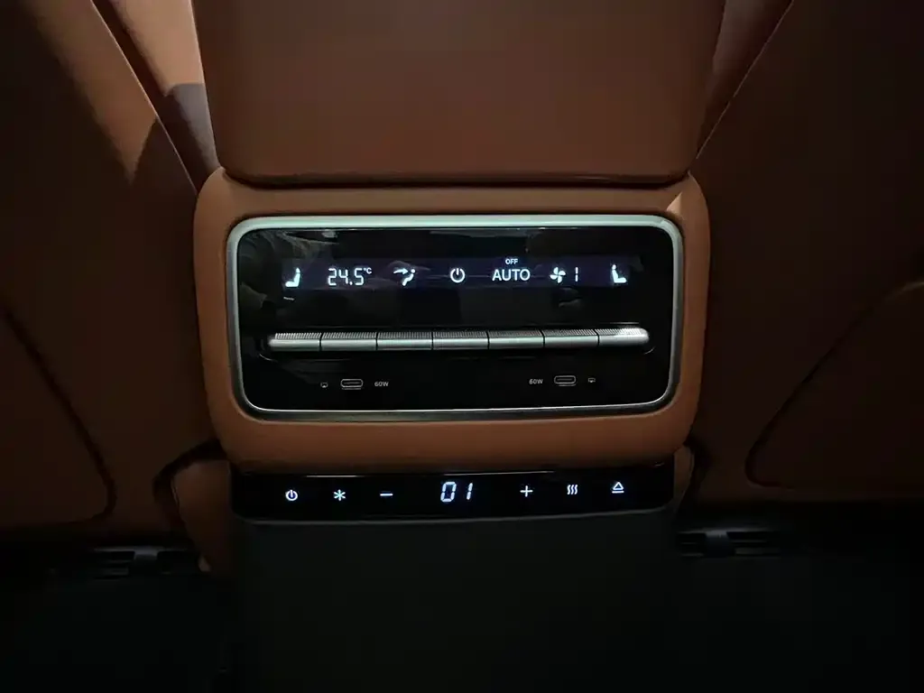 Li Auto L9 2023 из CN, фото 2