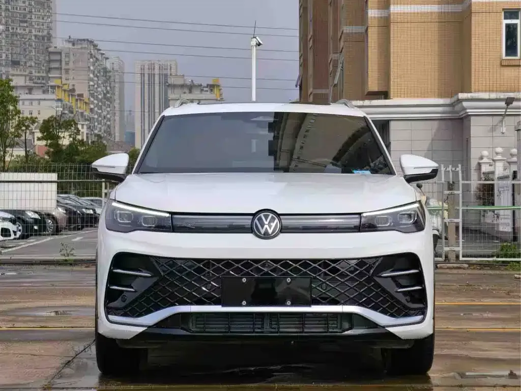 Volkswagen Tiguan L 2024 из CN, фото 8
