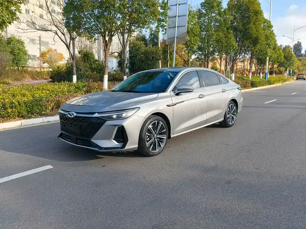 Chery Arrizo 8