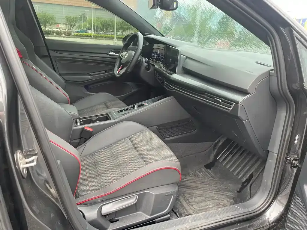 Volkswagen Golf GTI 2021 из CN, фото 2
