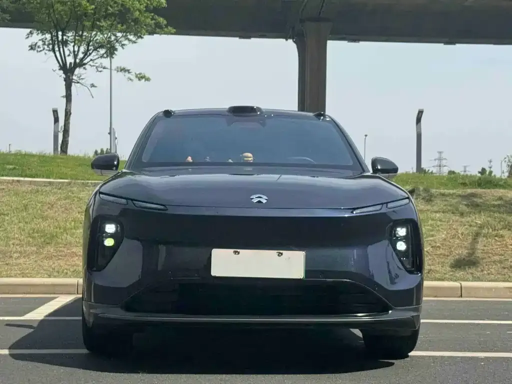 NIO EC6 — фото 5