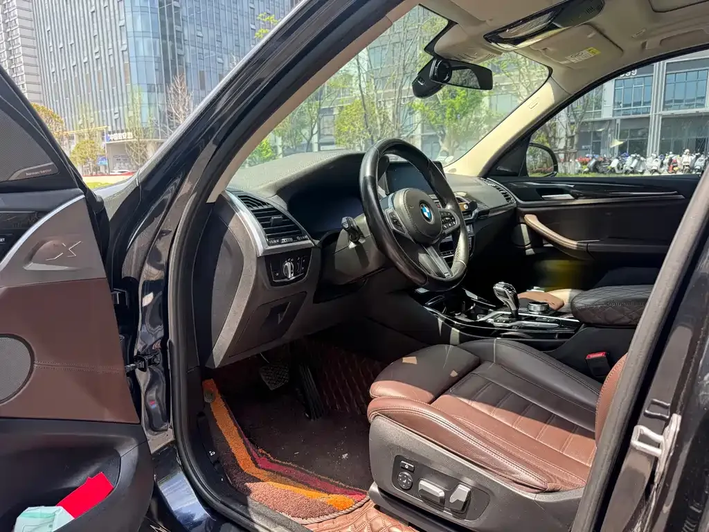 BMW X3 2021 из CN, фото 2